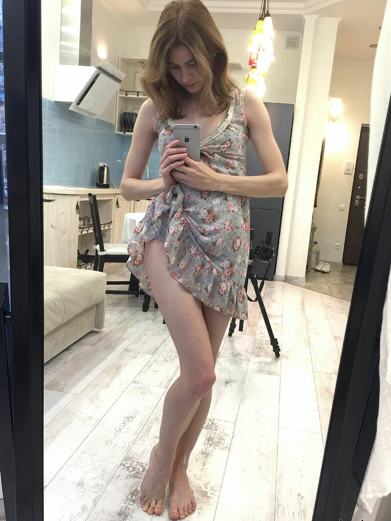 Александра, 19 лет, 10 размер груди